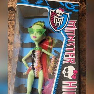 G1 Monster High Venua Mcflytrap Swim Class Nib